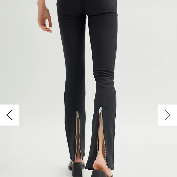Super nice pant slit at bottom, size XS - Picture 4 of 5